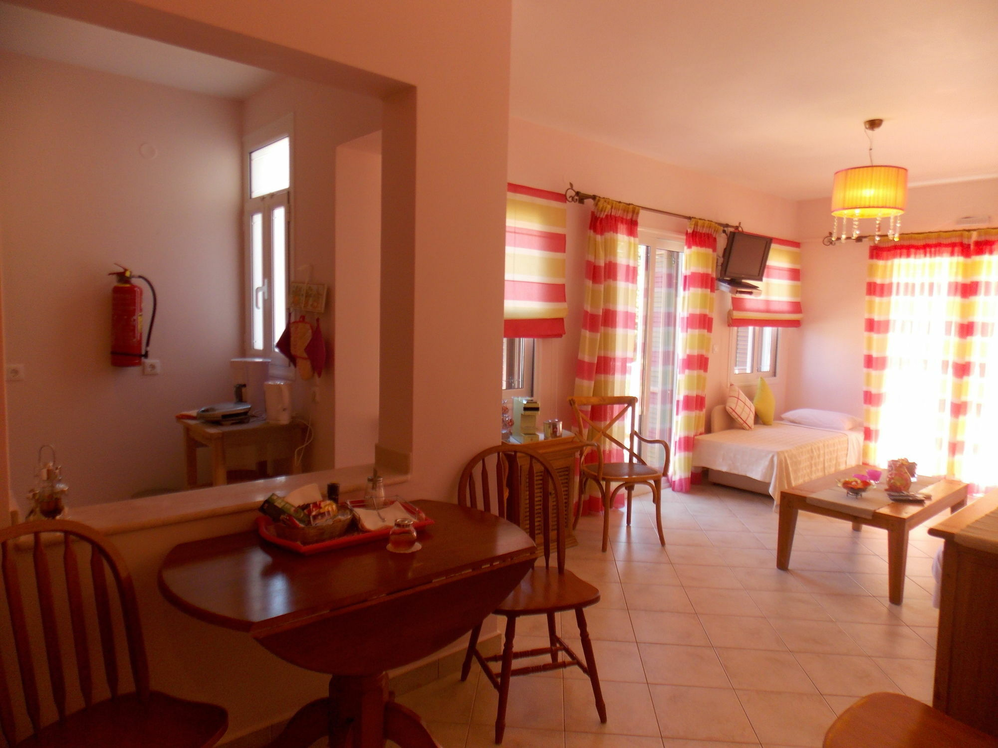 Myrties Boutique Apartments Masouri Ngoại thất bức ảnh